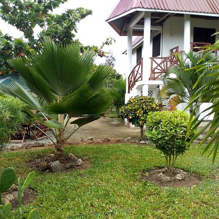 Sea Breeze Villas Kenya Diani Beach Exterior foto