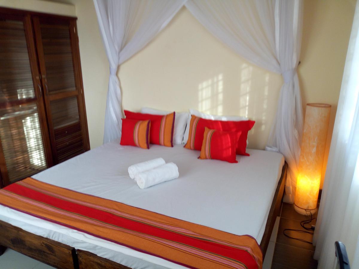 Sea Breeze Villas Kenya Diani Beach Exterior foto